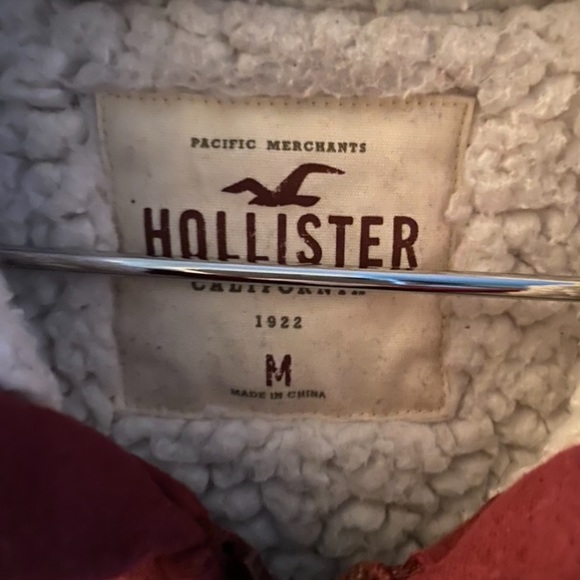 Men’s Hollister Sherpa Lined Hooded Jacket - Picture 3 of 3